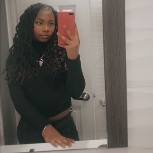 Meet your Posher, Tanasia